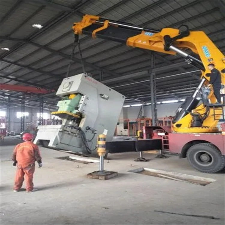 定安80吨折臂吊车出租附近电话